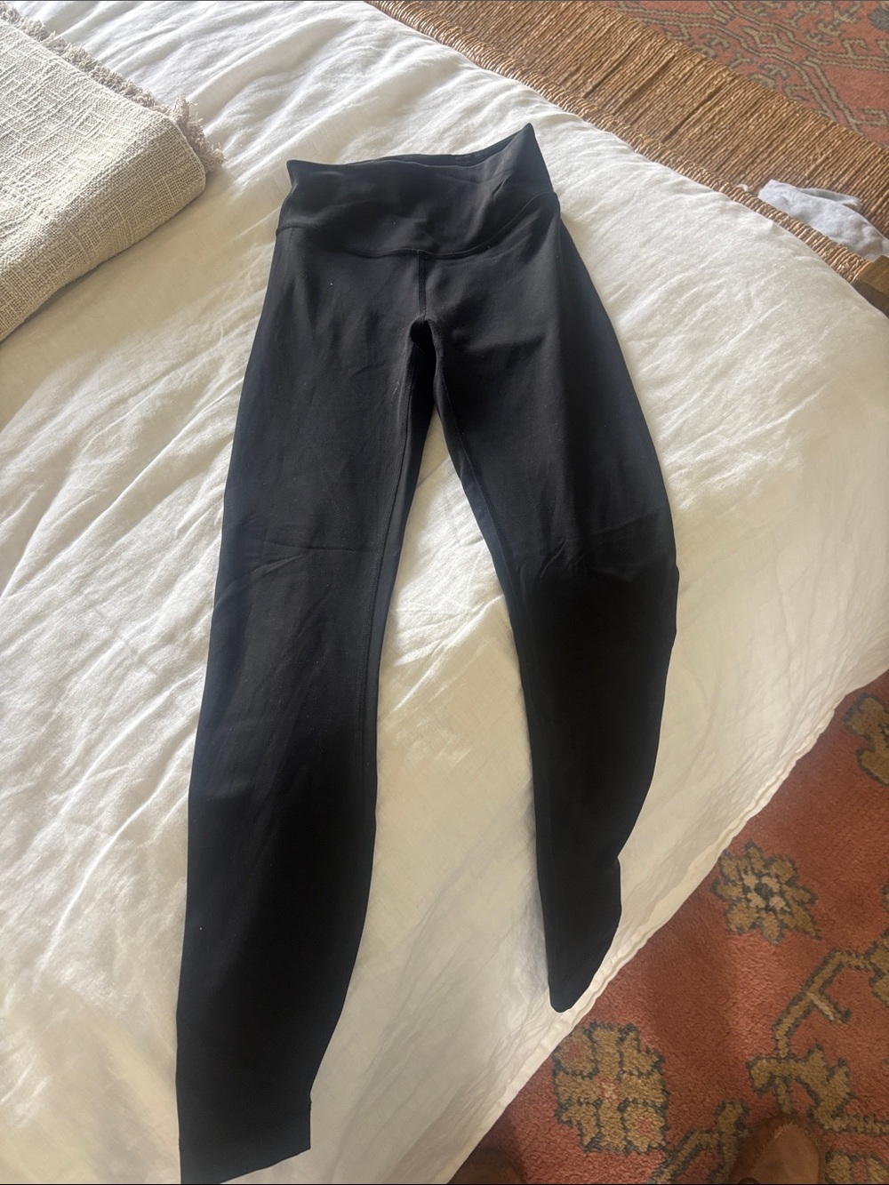 Lululemon wonder under crop